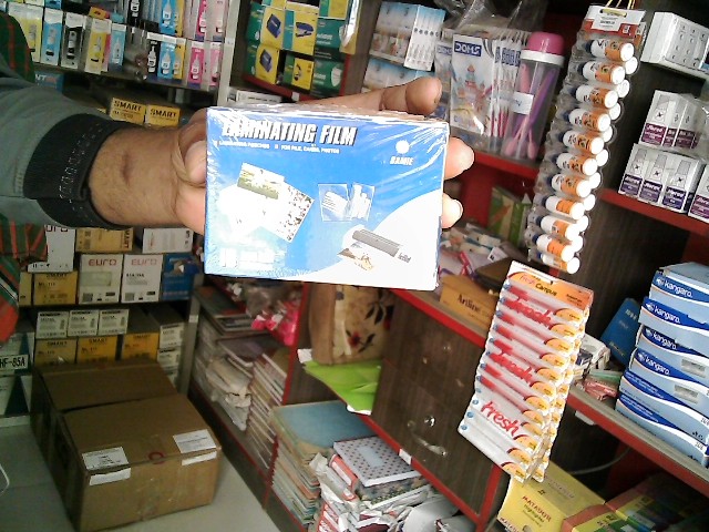 LAMINATING ID CARD PUNCH
