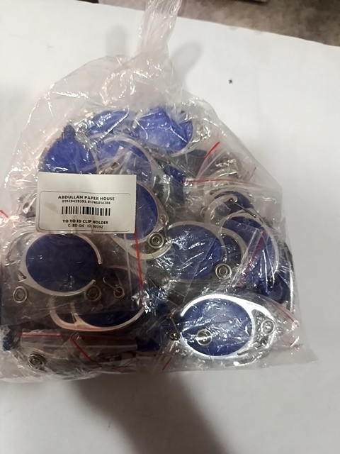 YO YO ID CLIP HOLDER