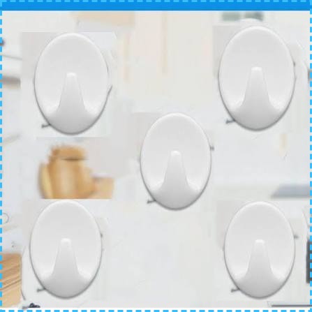 PLASTIC WALL HANGER